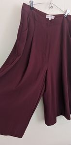 Nanette Lepore wide leg 3/4 length pants